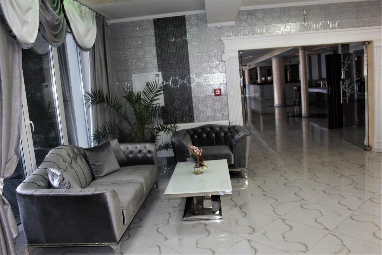 Hotel Chio Važec Eksteriør billede